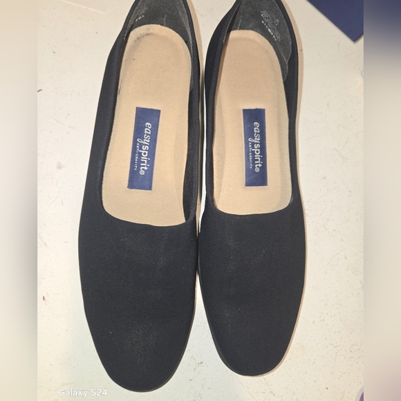 Easy Spirit Slip On Size 12.5 - Picture 1 of 7